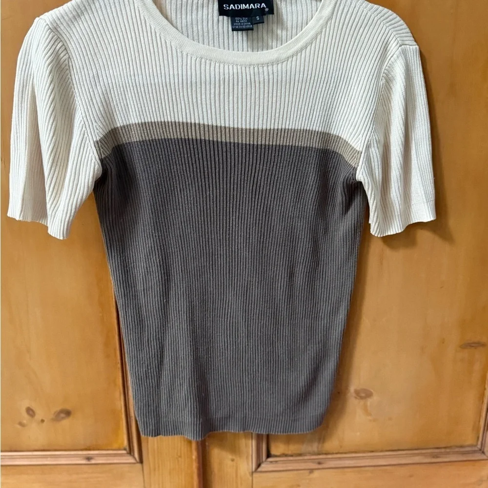 Vintage Two-Tone Ribbed silk Knit Top 90s stripe front EUC
